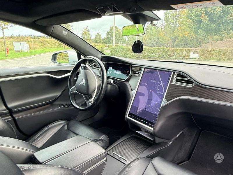 Tesla Model S, 75 kWh, hatchback