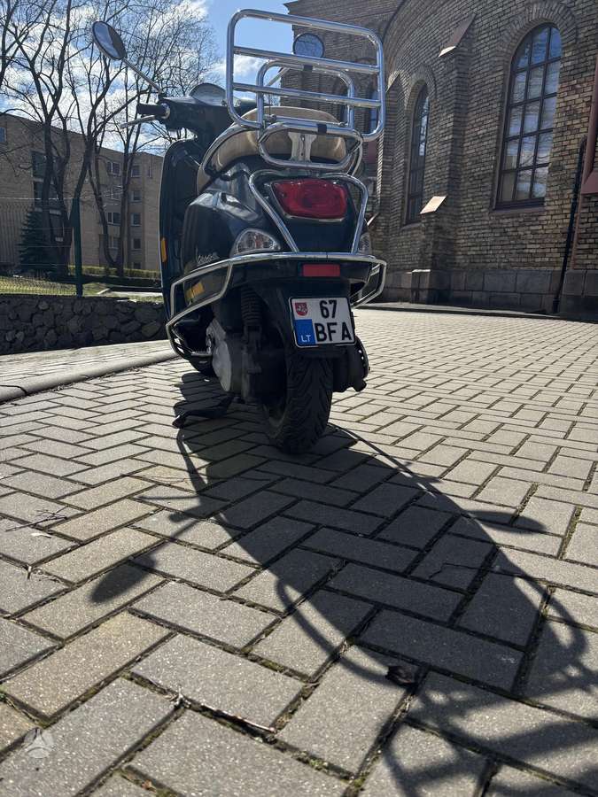 Piaggio Vespa 49cc, мотороллеры / мопеды