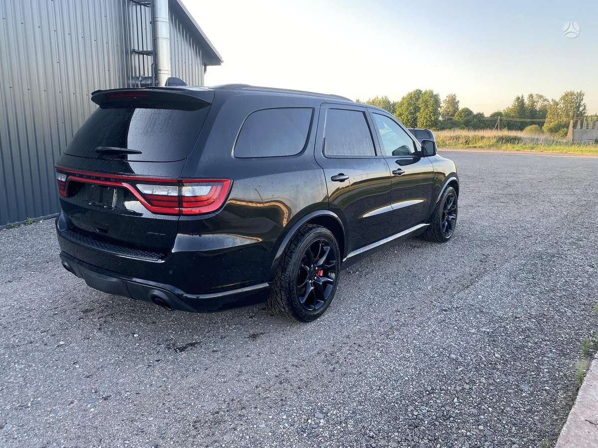 Dodge Durango, 6.4 l., off-road / crossover
