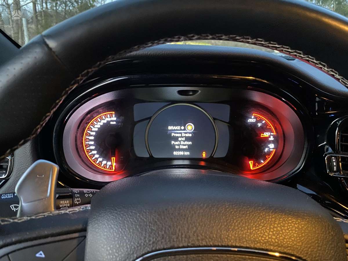 Dodge Durango, 6.4 l., off-road / crossover