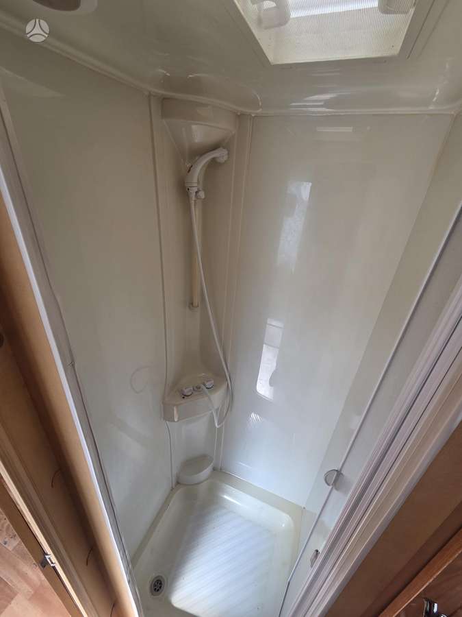 Elddis Knightsbridge, kemperis