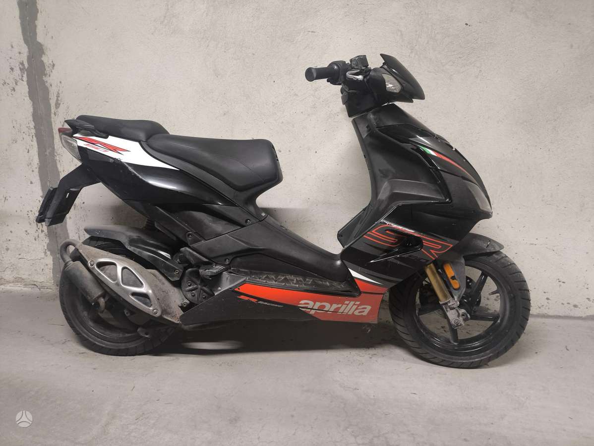 Aprilia SR, мотороллеры / мопеды