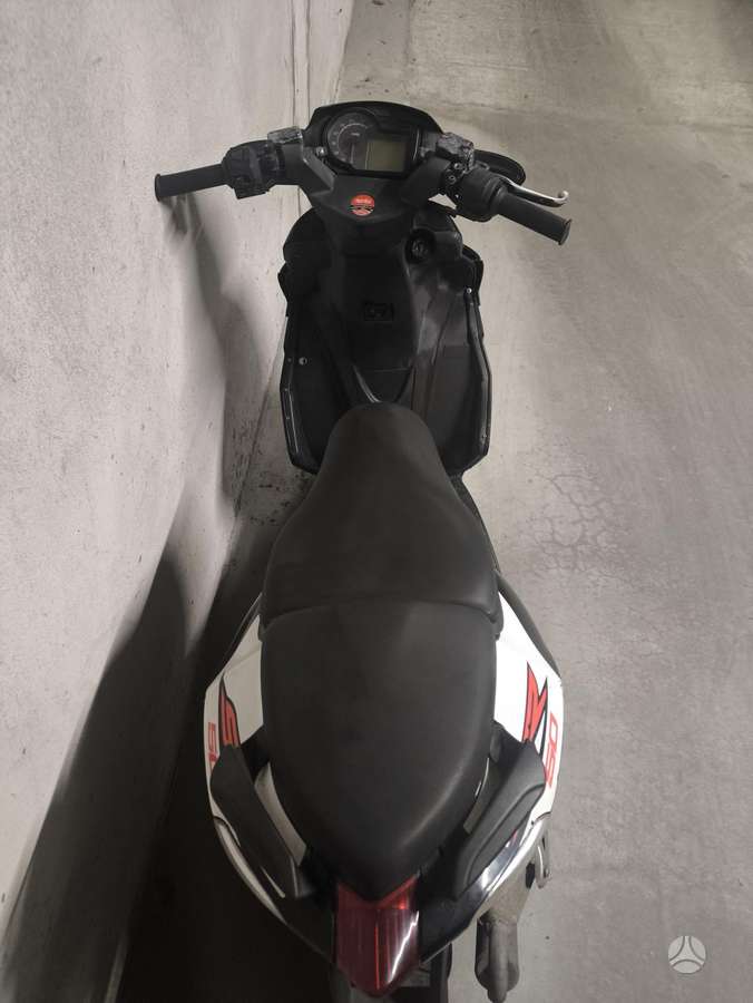 Aprilia SR, scooters / mopeds