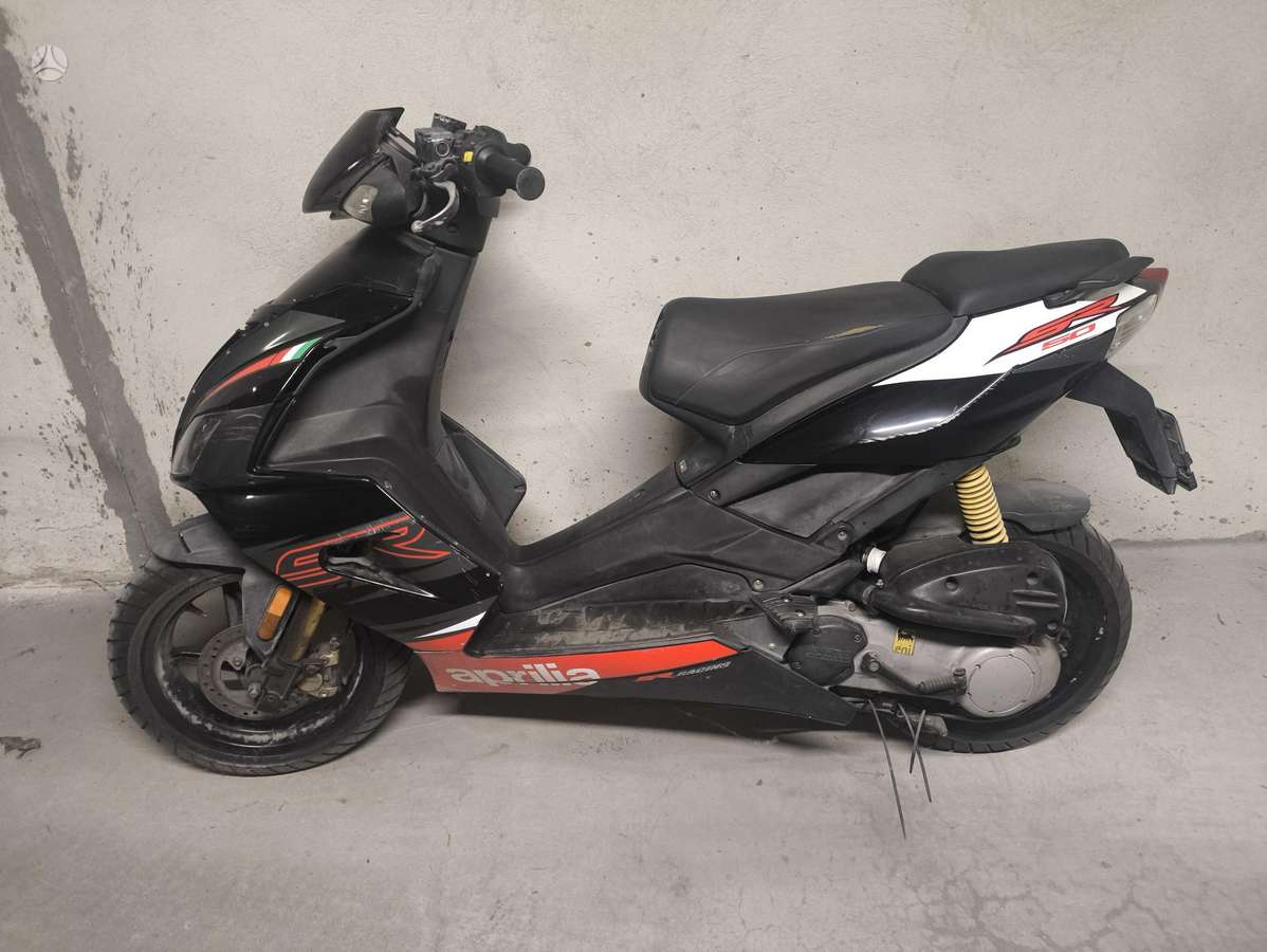 Aprilia SR, scooters / mopeds