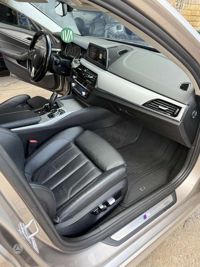 BMW 520, 2.0 l., wagon