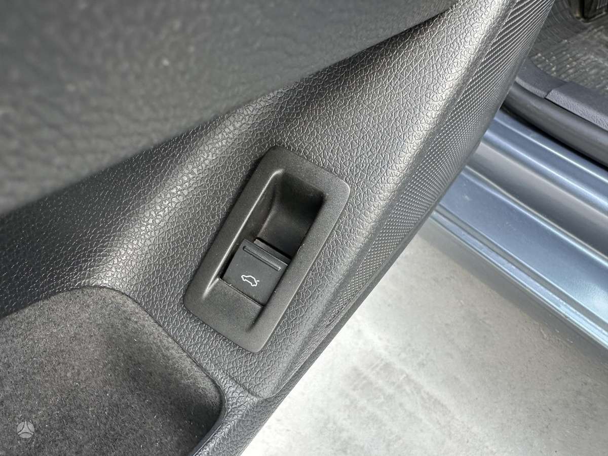 Volkswagen Scirocco, 2.0 l., hatchback