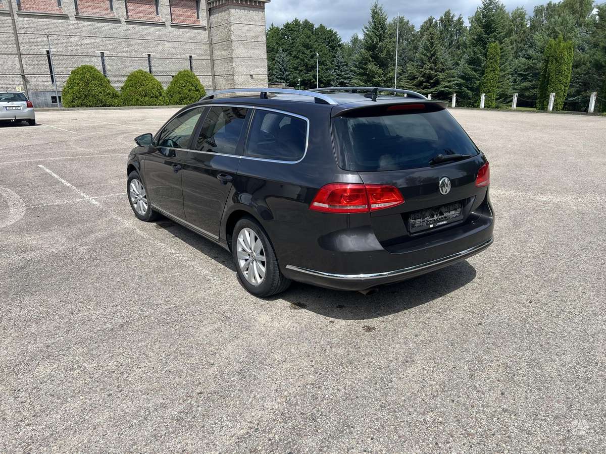 Volkswagen Passat - 6