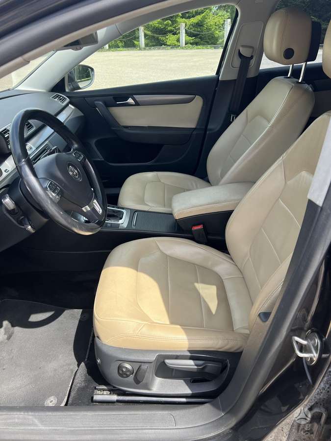 Volkswagen Passat - 8
