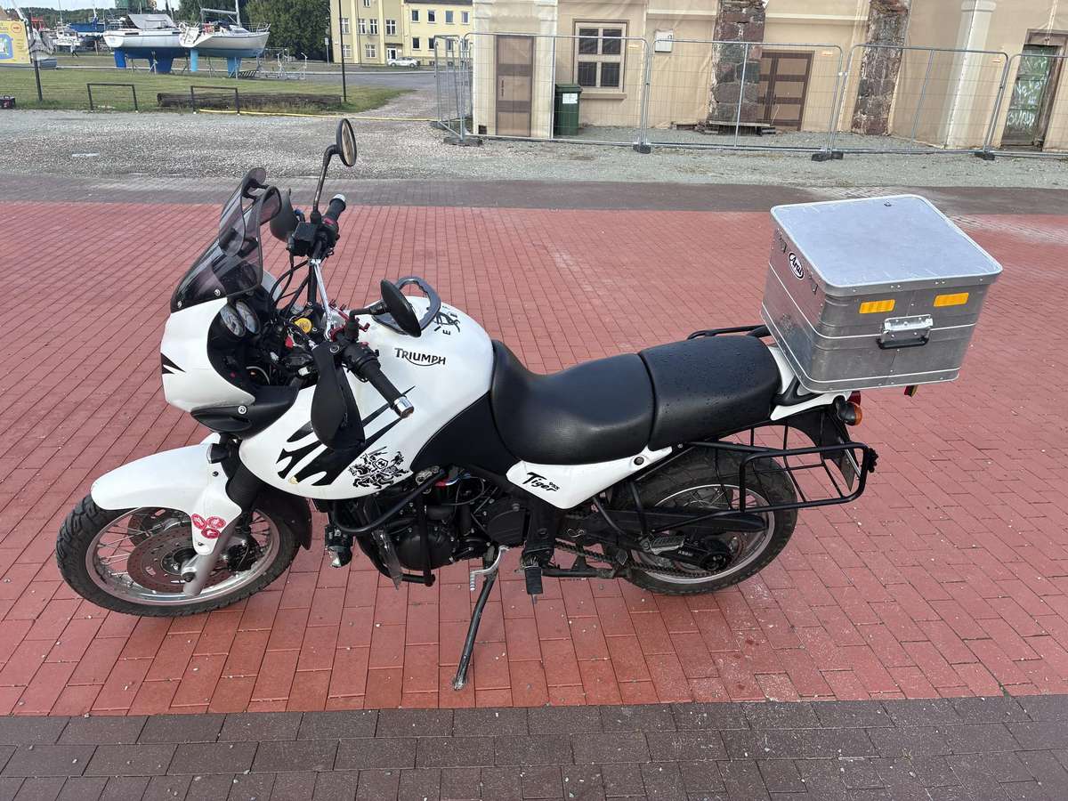 Triumph Tiger 955cc, enduro / adventure