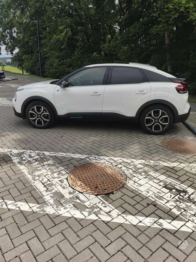 Citroen e-C4, 50 kWh, hatchback