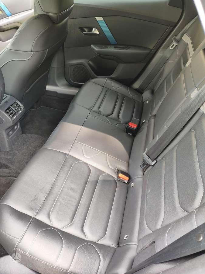Citroen e-C4, 50 кВт·ч, Хэтчбек