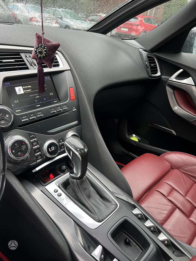 Citroen DS5, 2.0 l., Хэтчбек
