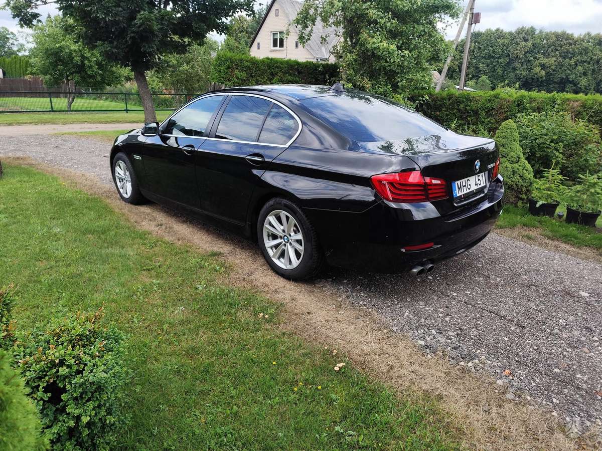BMW 528, 2.0 l., Седан