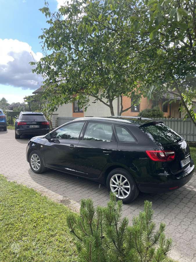 SEAT Ibiza - 4