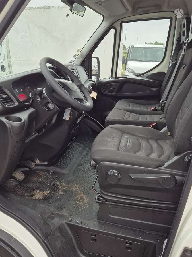 Iveco Daily, 3.0 l., cargo van