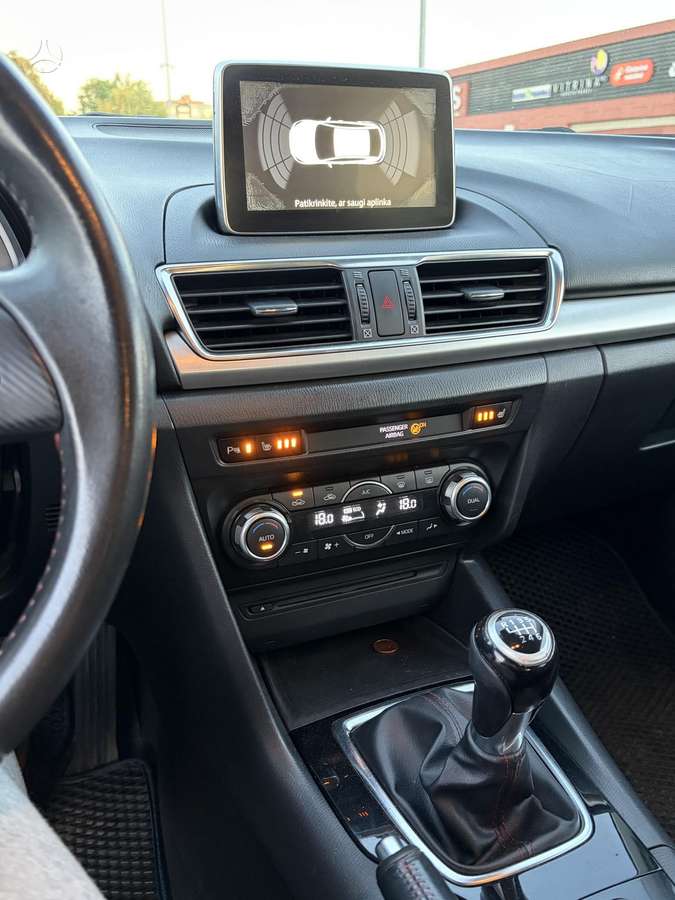 Mazda 3, 2.2 l., hečbekas