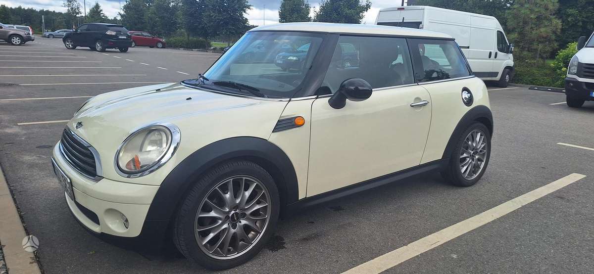 Mini One, 1.4 l., hatchback