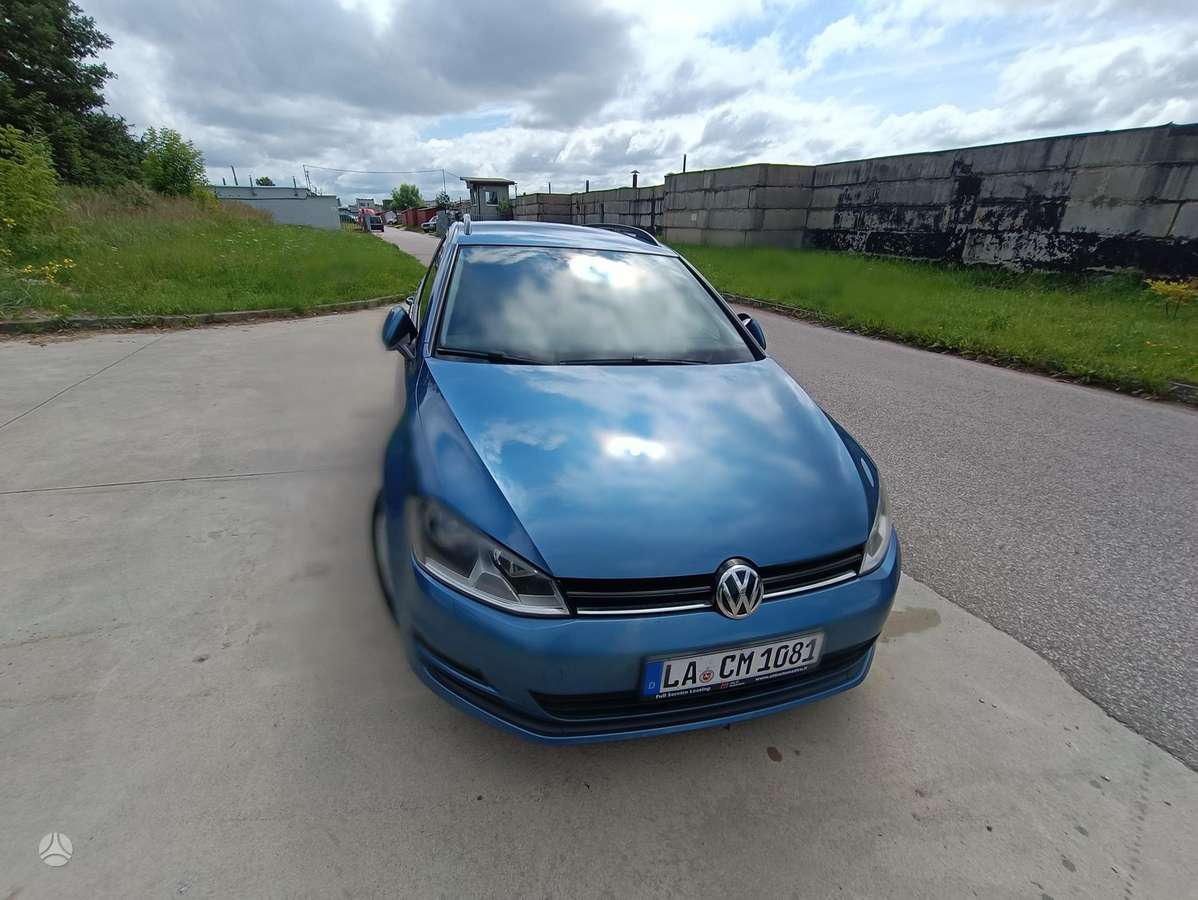 Volkswagen Golf - 11