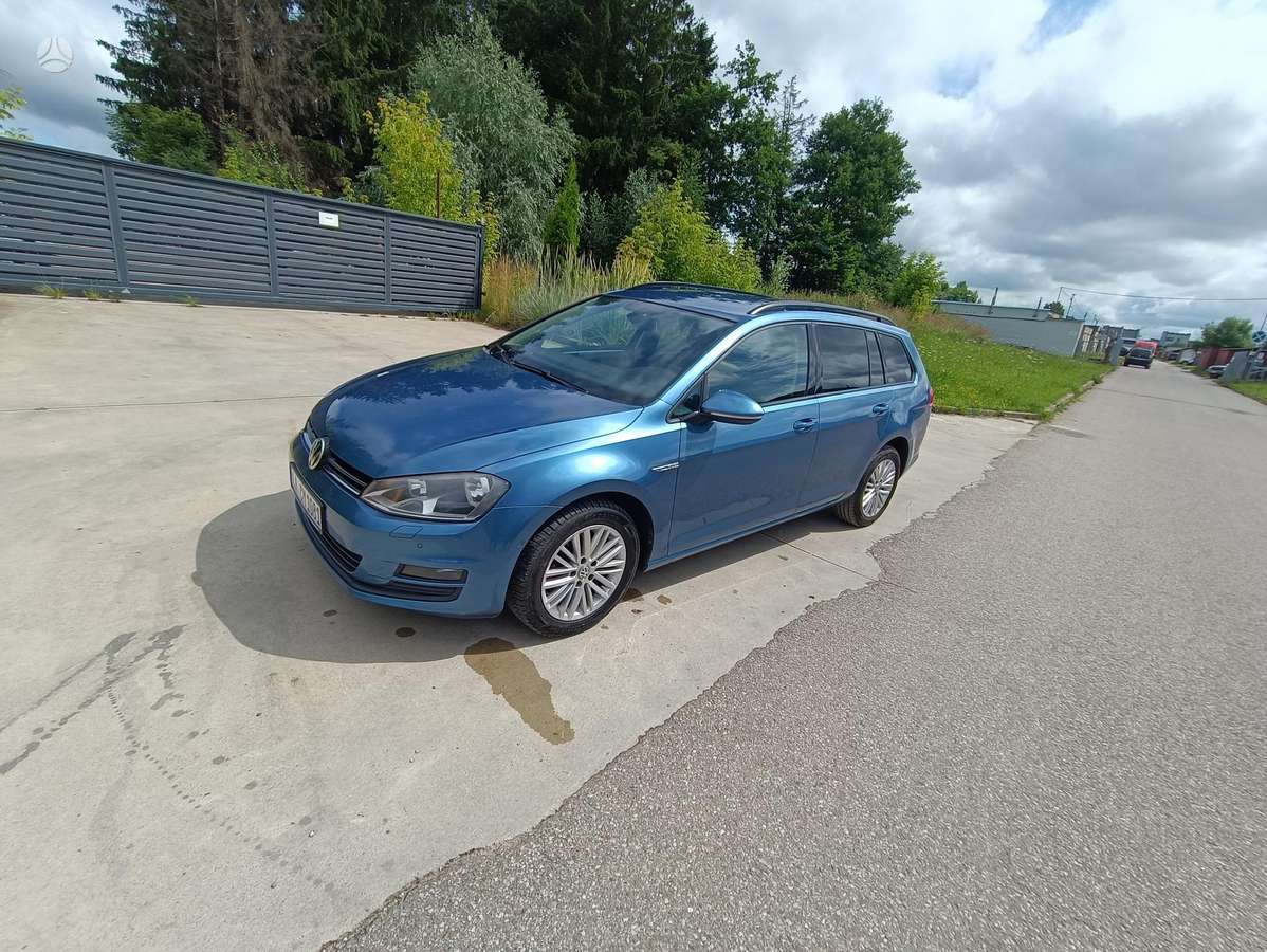 Volkswagen Golf - 2