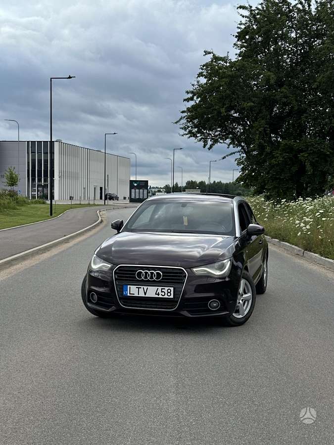 Audi A1, 1.6 l., hečbekas