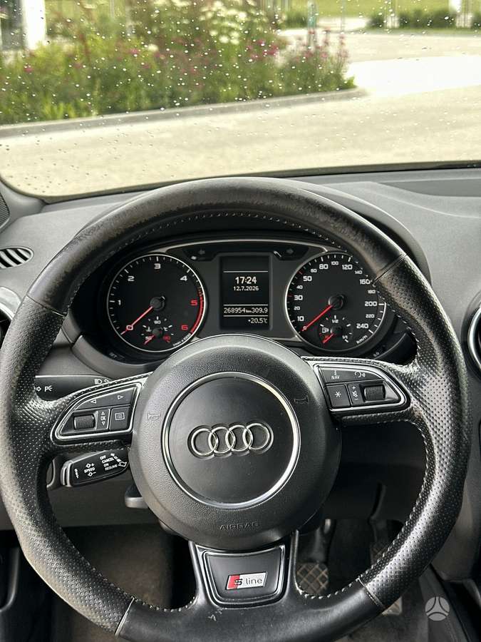 Audi A1, 1.6 l., hečbekas