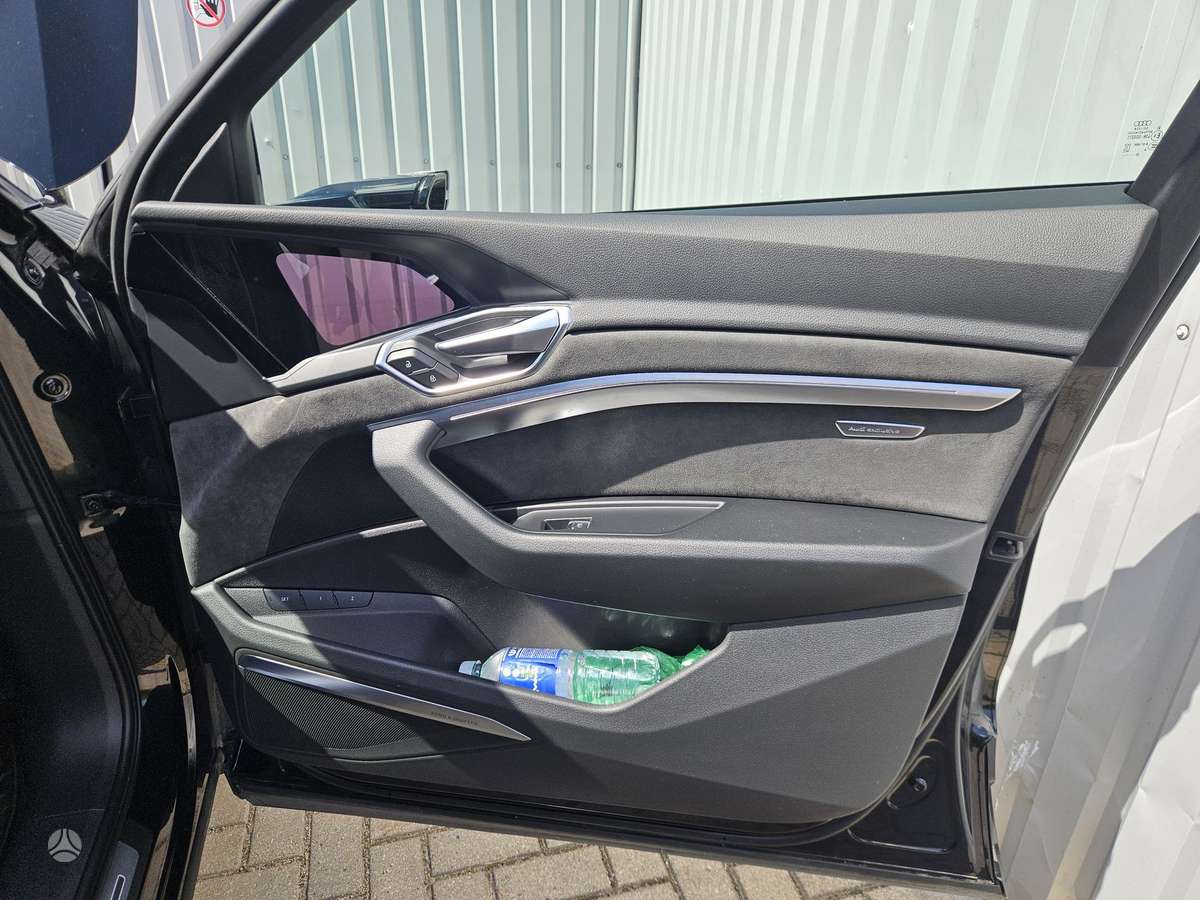 Audi e-tron Sportback, 95 kWh, hatchback