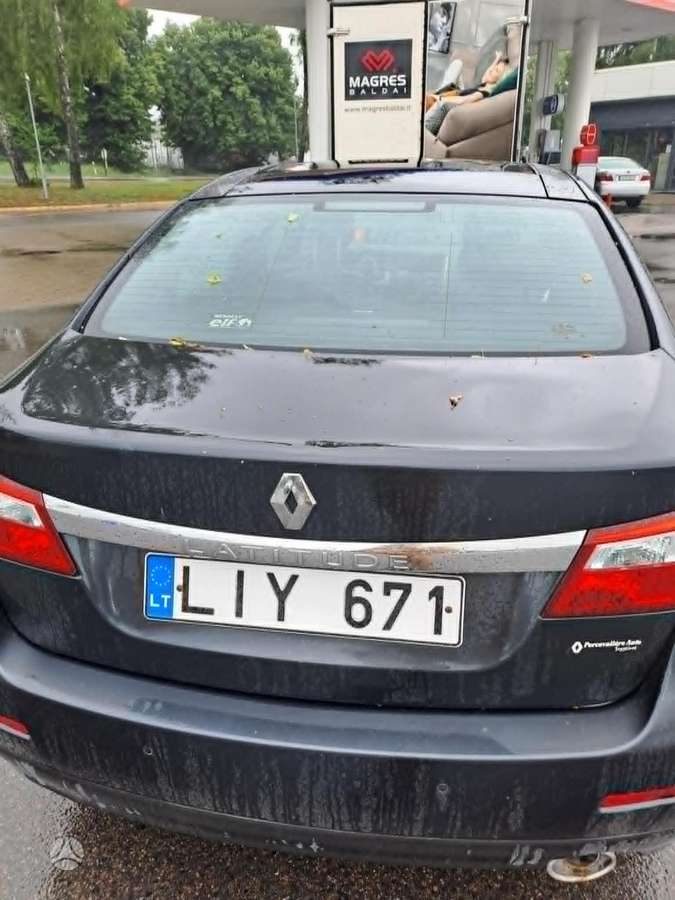Renault Latitude, 2.0 l., Седан