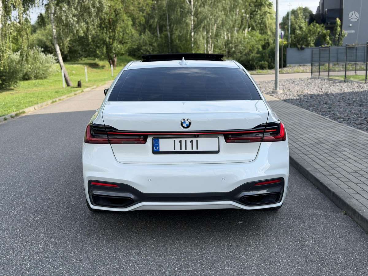 BMW 740, 3.0 l., Седан