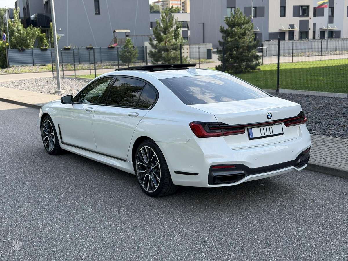 BMW 740, 3.0 l., Седан