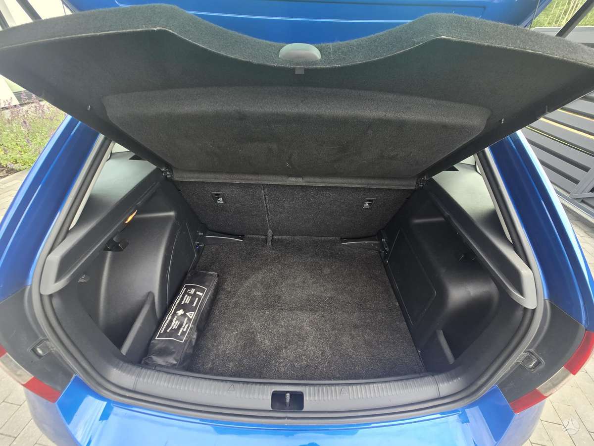 Skoda Rapid, 1.2 l., Хэтчбек