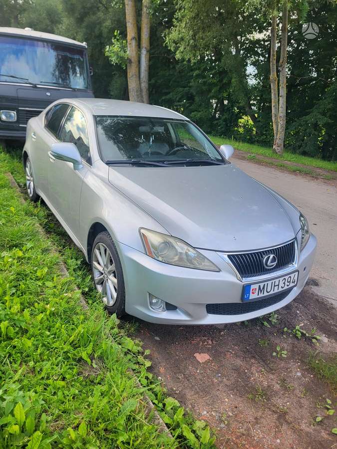 Lexus IS 220, 2.2 l., Седан