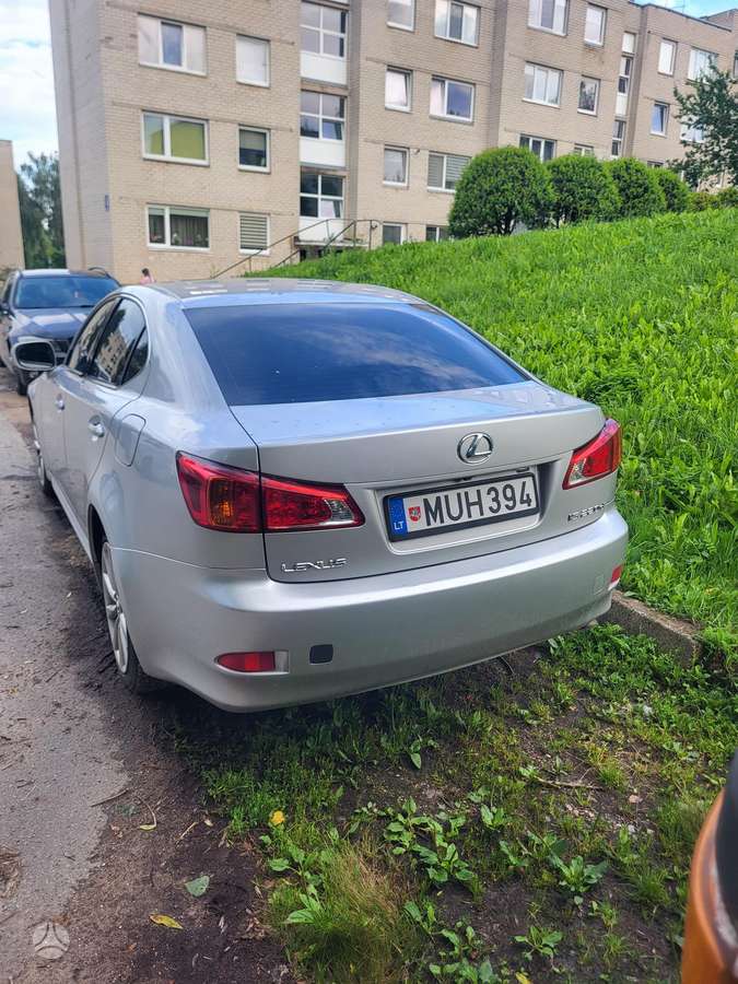 Lexus IS 220, 2.2 l., Седан