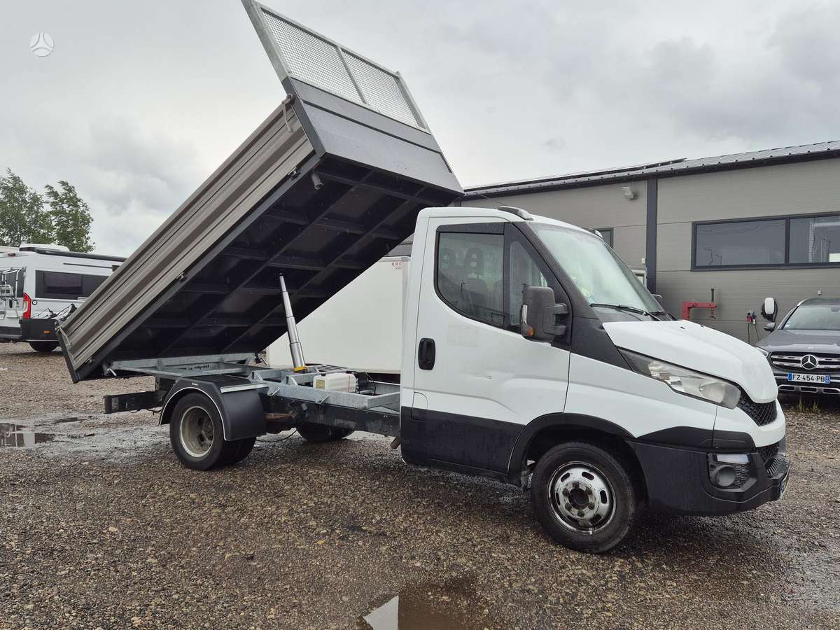 Iveco Daily, 2.3 l., cargo van