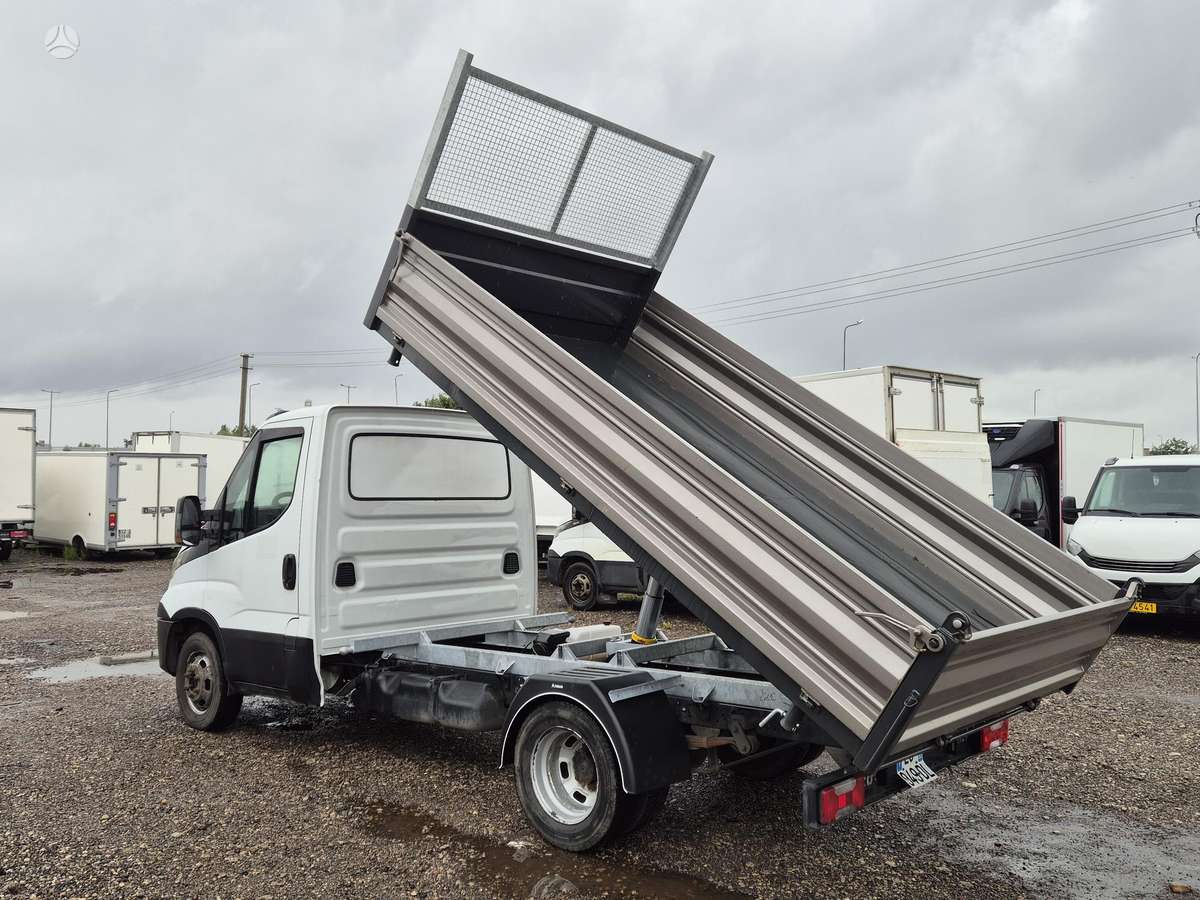 Iveco Daily, 2.3 l., cargo van