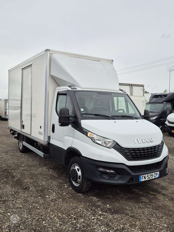 Iveco Daily, 2.3 l., cargo van