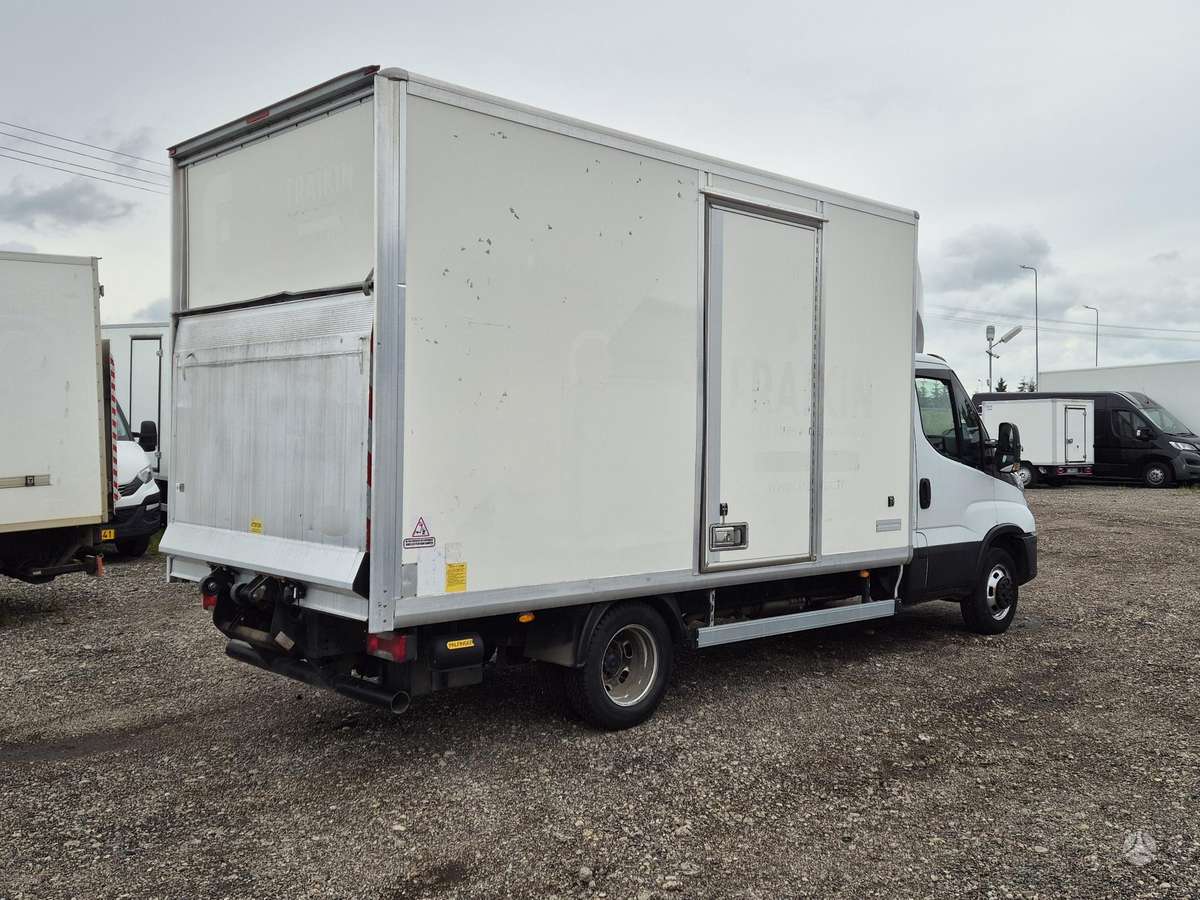 Iveco Daily, 2.3 l., cargo van