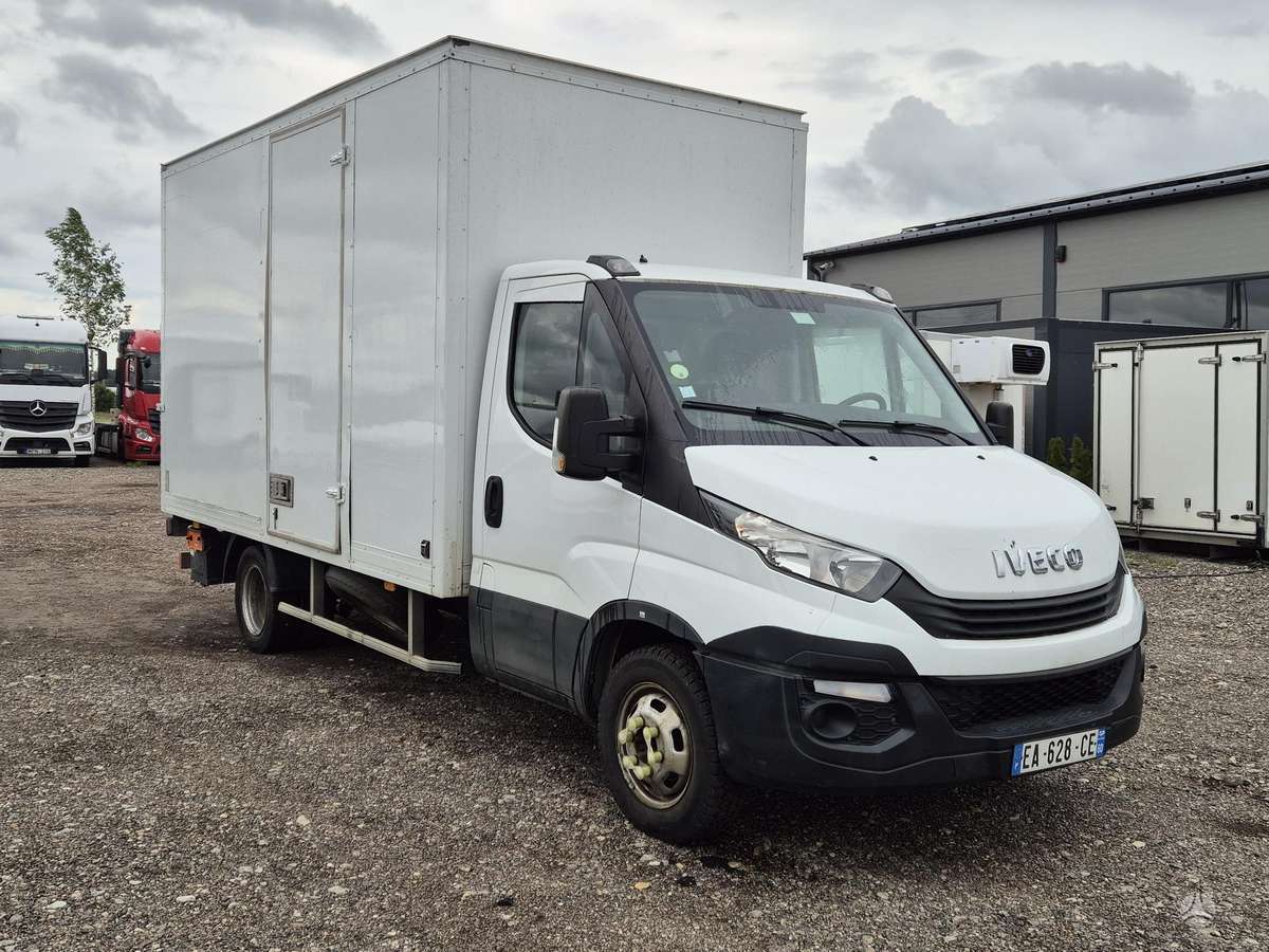 Iveco Daily, 2.3 l., cargo van