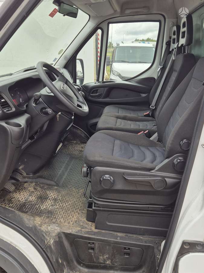 Iveco Daily, 2.3 l., cargo van