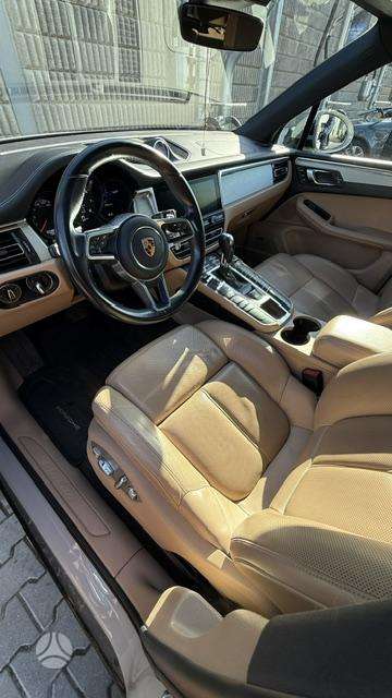 Porsche Macan - 6