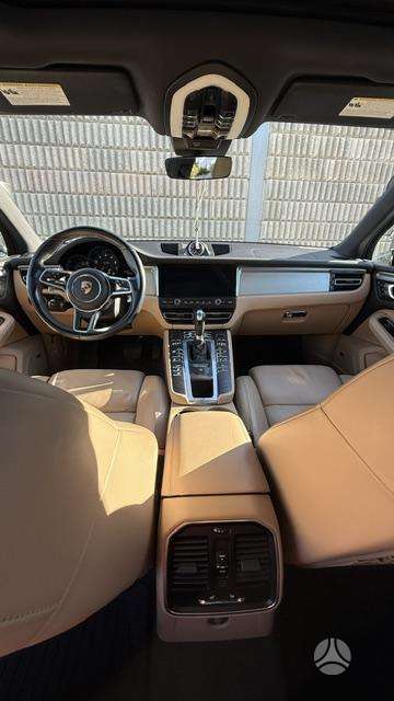 Porsche Macan - 9