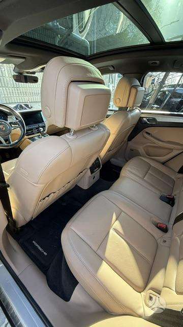 Porsche Macan - 10
