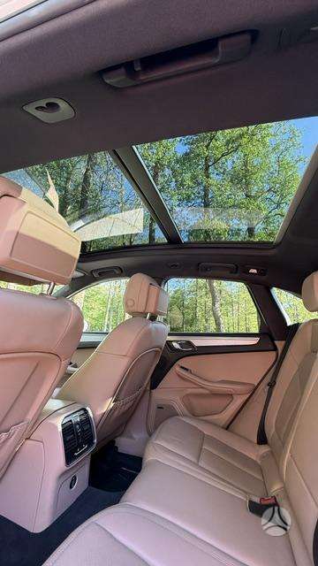 Porsche Macan - 12