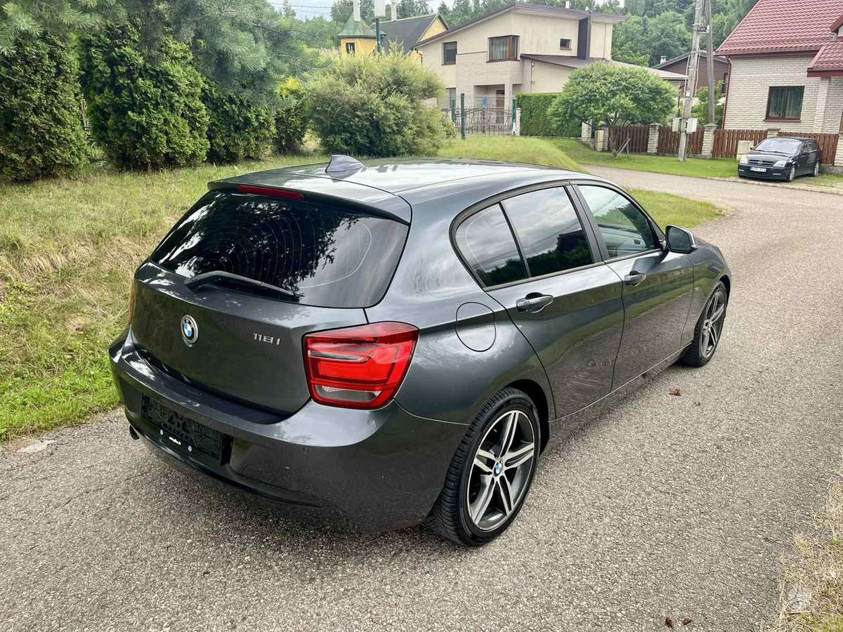 BMW 118, Хэтчбек