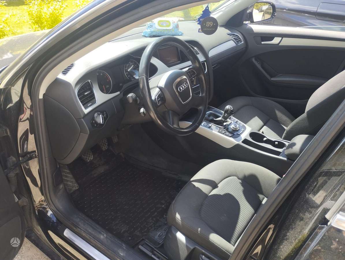 Audi A4, 2.0 l., universalas