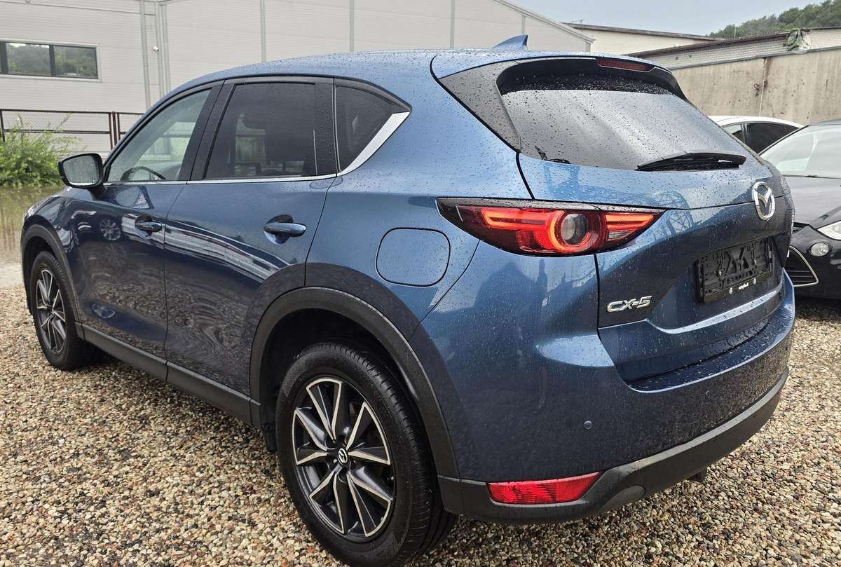 Mazda CX-5, 2.2 l., off-road / crossover