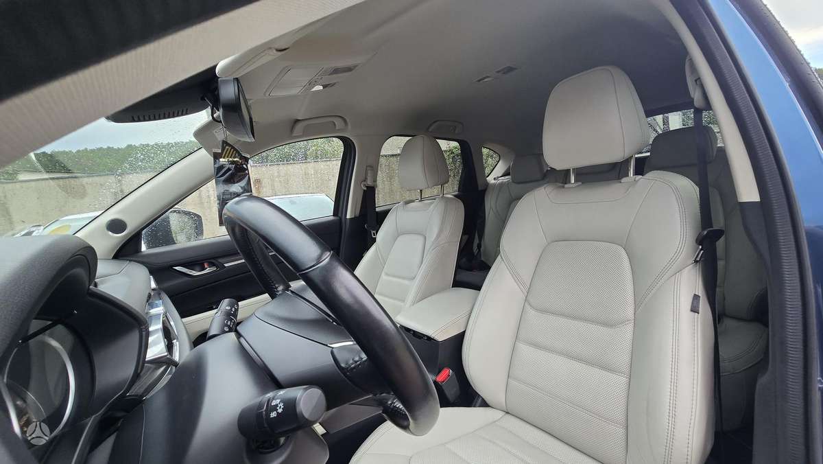 Mazda CX-5, 2.2 l., Внедорожник / Кроссовер