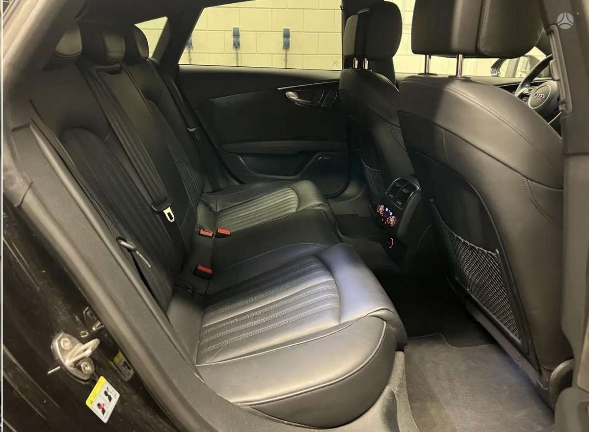 Audi A7, 1.8 l., Хэтчбек