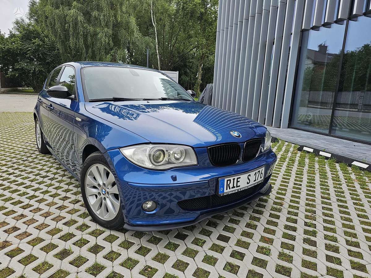 BMW 120, 2.0 l., hatchback