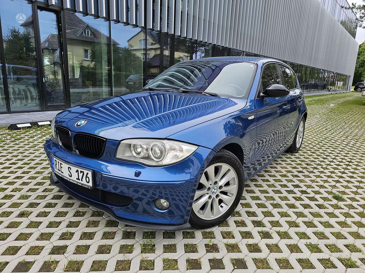 BMW 120, 2.0 l., hatchback