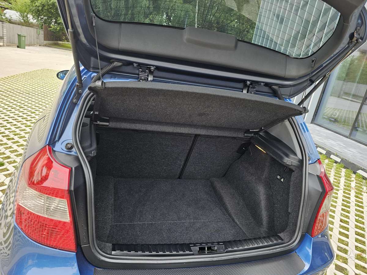 BMW 120, 2.0 l., Хэтчбек
